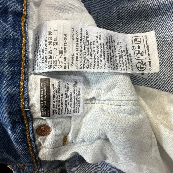 Levis 501 Original Straight Leg Jeans Mens 33x32 Blue Button Fly - Picture 8 of 11